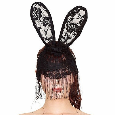 ���[���E�T�M�̎��t���}�X�N�J�`���[�V���i�R�X�`���[���j